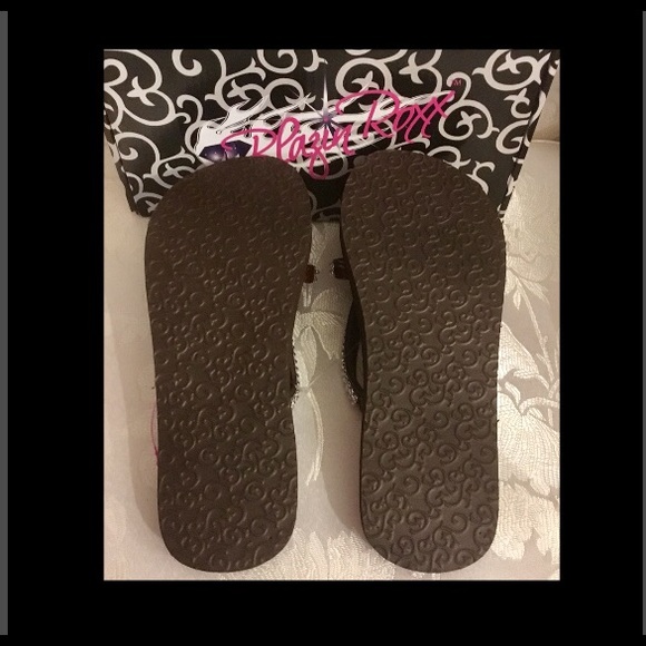 BLAZIN ROXX Hayley Rhinestone Cross Flip Flop - Picture 6 of 8